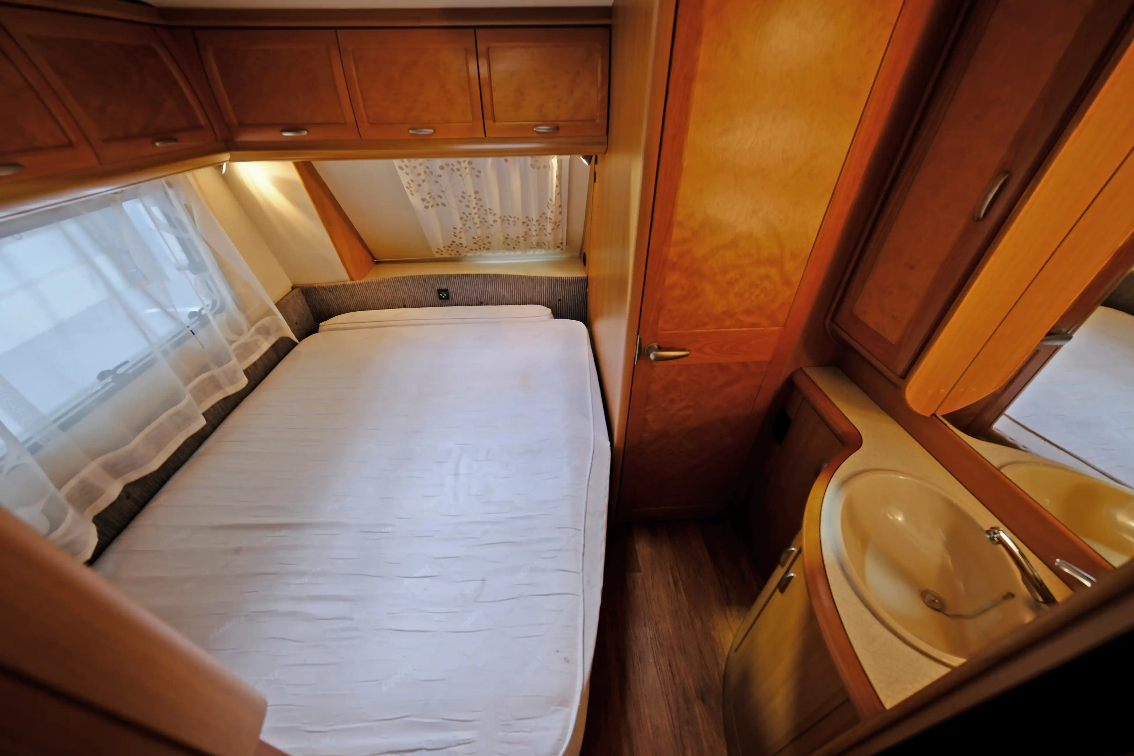HOBBY Prestige 495 UFE
